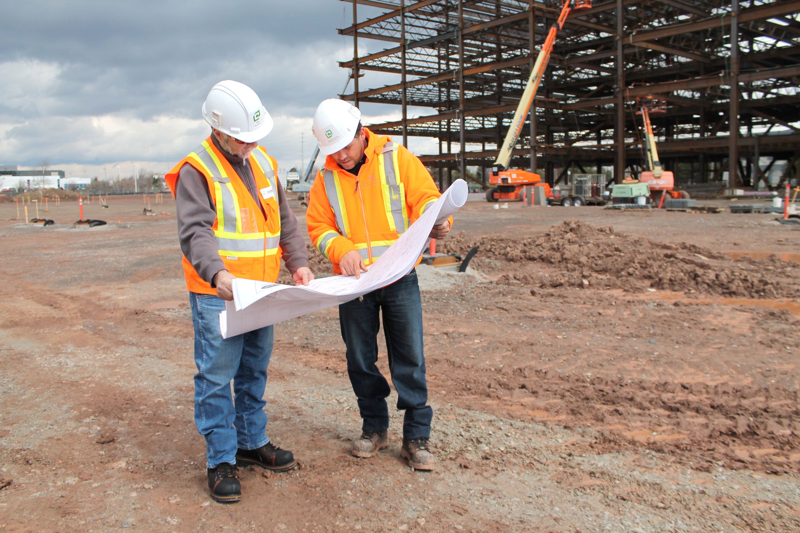 濃紺 超ビッグサイズ カナダ製 J.B. Goodhue オーバーオール ジーベック プロスニーカー 85132-90 ブラック 28.0cm 安全靴